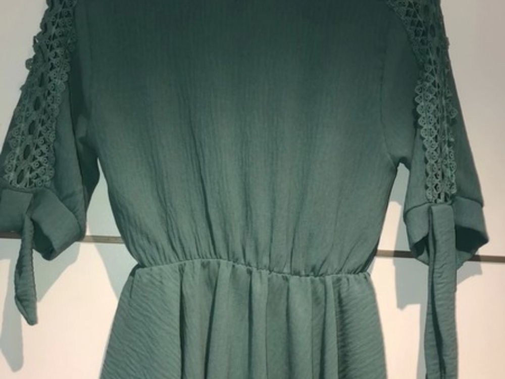 Top turquoise