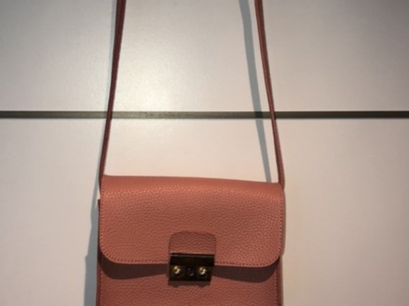 Crossbody bag roze